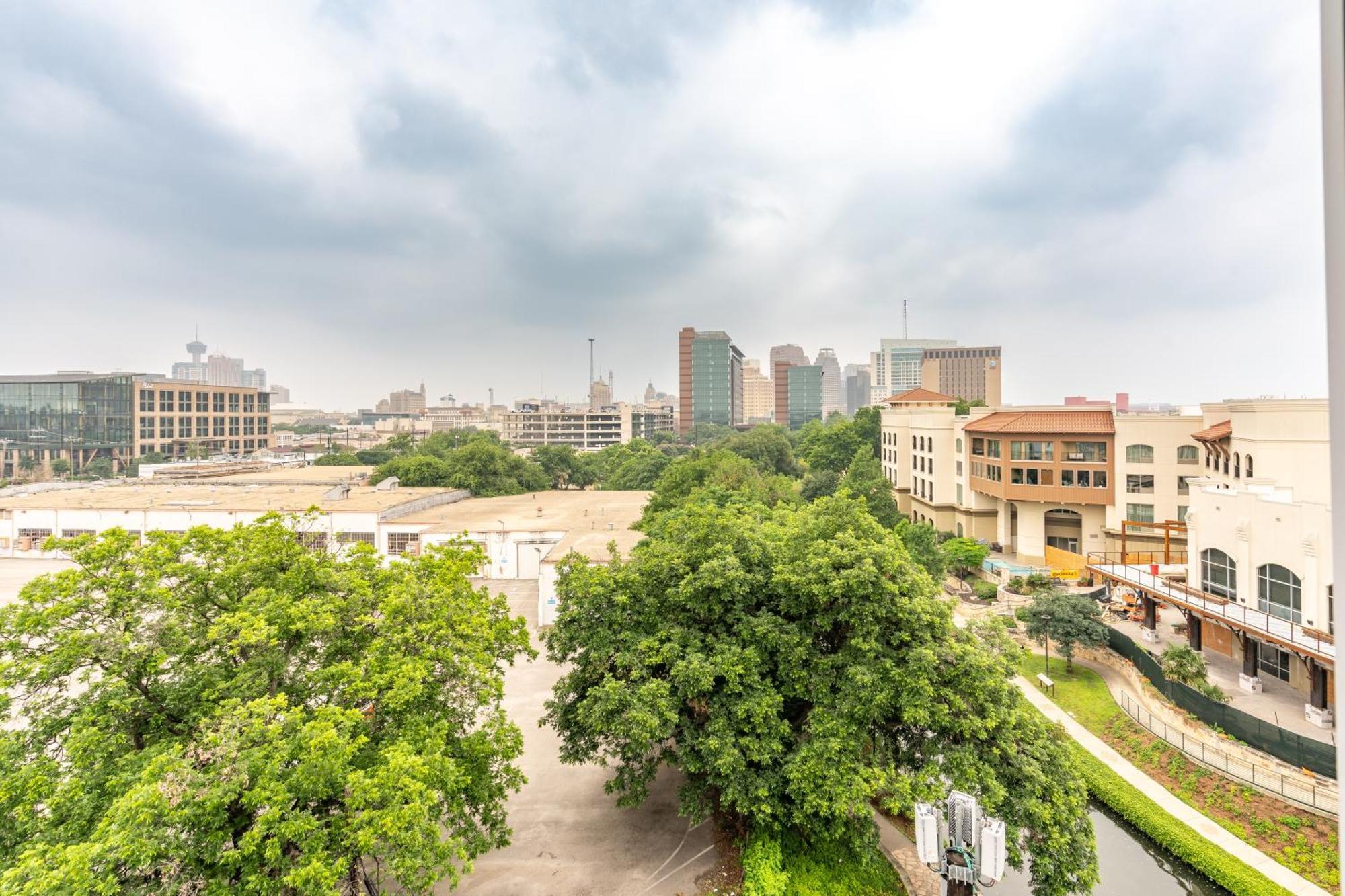 Riverwalk Penthouse Oasis W/Free Parking Gym Pool San Antonio Exteriér fotografie